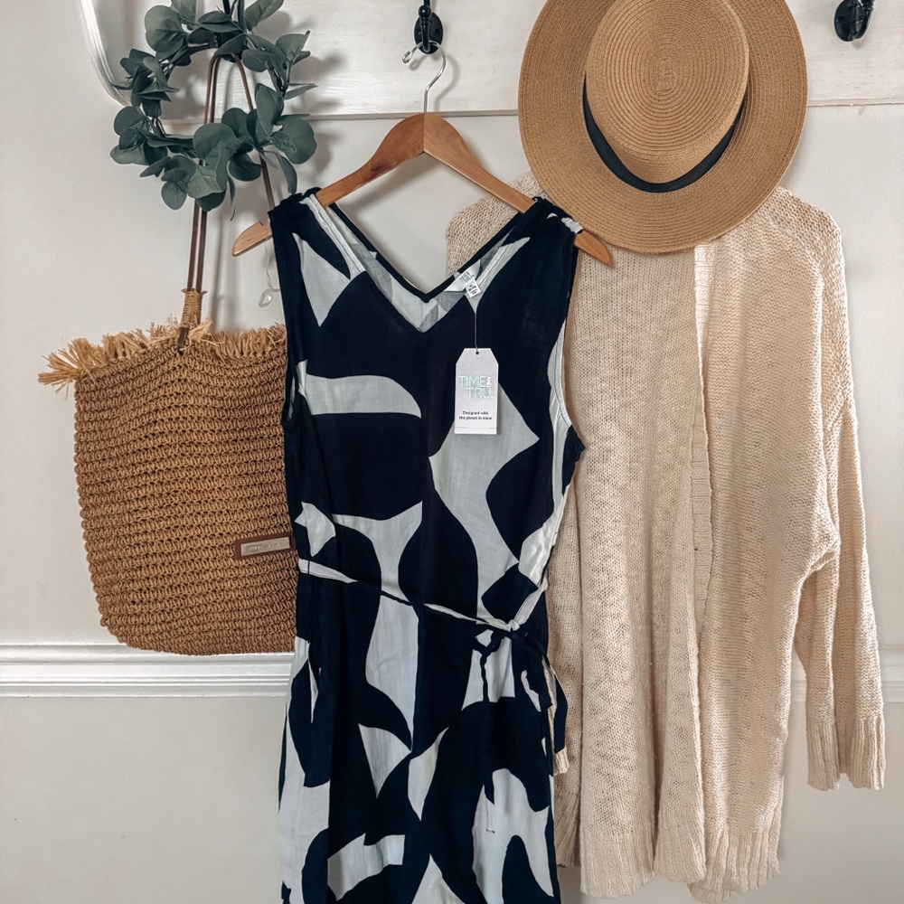 NWT Black + White Midi Dress